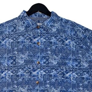 Tommy Bahama Dress Shirt Mens XL Blue Aztec Geometric‎ Silk Hawaiian Button Up